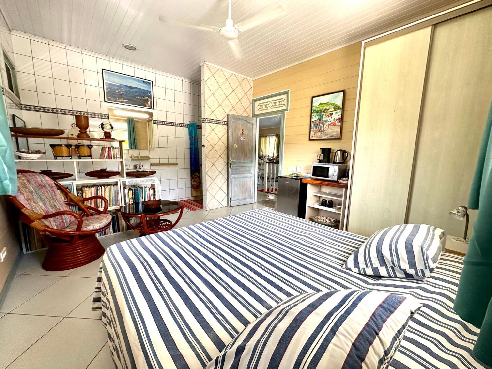 Meri Lodge Huahine « Room Of Marta » 파레 외부 사진
