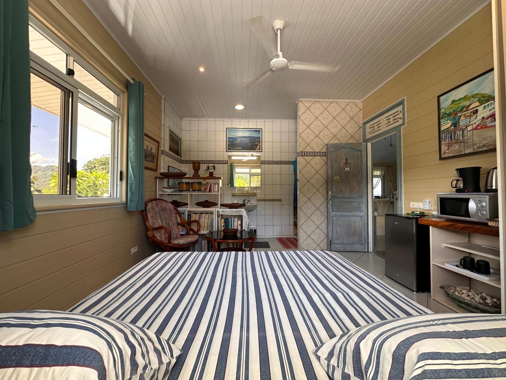 Meri Lodge Huahine « Room Of Marta » 파레 외부 사진
